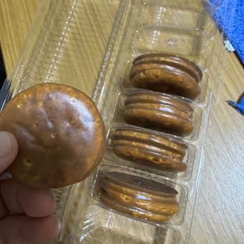 Luppo'dan Şeffaf Çikolata Kaplamasıyla Hayal Kırıklığı