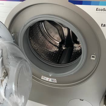 Bosch Çamaşır Makinesi Boya Ve Deterjan Sorunu
