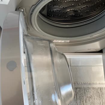 Bosch Çamaşır Makinesi Boya Ve Deterjan Sorunu