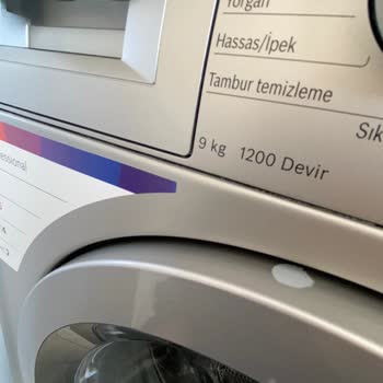 Bosch Çamaşır Makinesi Boya Ve Deterjan Sorunu