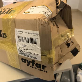 Kırık Kargo Ve İlgisiz Hizmet