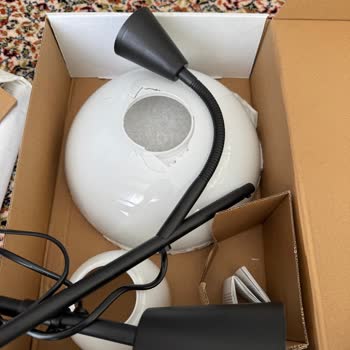 Kırık Ürünlerle Bitmeyen Kargo Çilesi