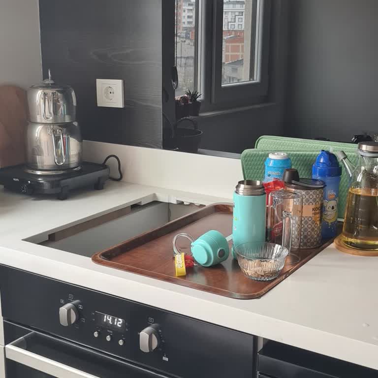 Yeni Eve Taşındık, Ocaksız Kaldık!