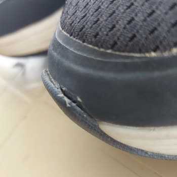 Skechers Ayakkabılarının Kalitesizliği Ve Garanti Sorunu