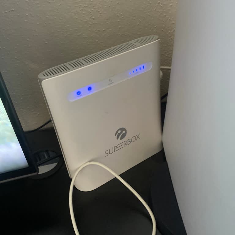 Turkcell Superbox Adaptör Sorunu: Güç Adaptörleri Sürekli Bozuluyor!