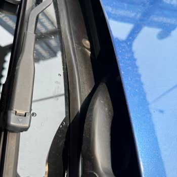 BMW Ön Cam Lastiklerinde Kronik Sorun