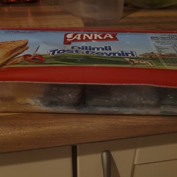 BİM'den Alınan Tost Peyniri Erken Küflendi