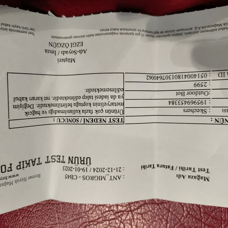 Su Geçirmez Botun Metal Bağcık Sorunu Ve İnceleme Süreci