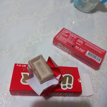 Ülker Napoliten Çikolata: Renk Ve Tat Sorunu