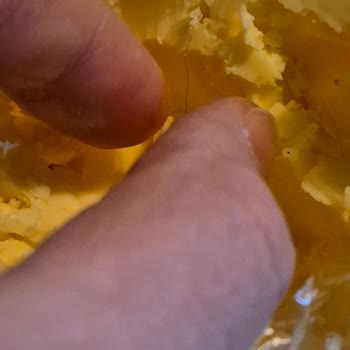 Harras Ürünlerinden Çıkan Kıl: File Market Güvenimi Kaybetti