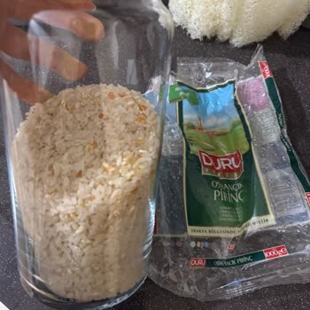 Kötü Kokulu Ve Kalitesiz Pirinç