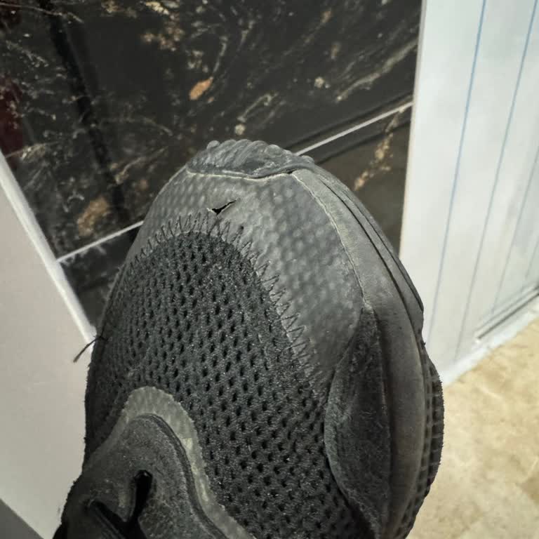 Adidas Ayakkabılarda Kalite Sorunu