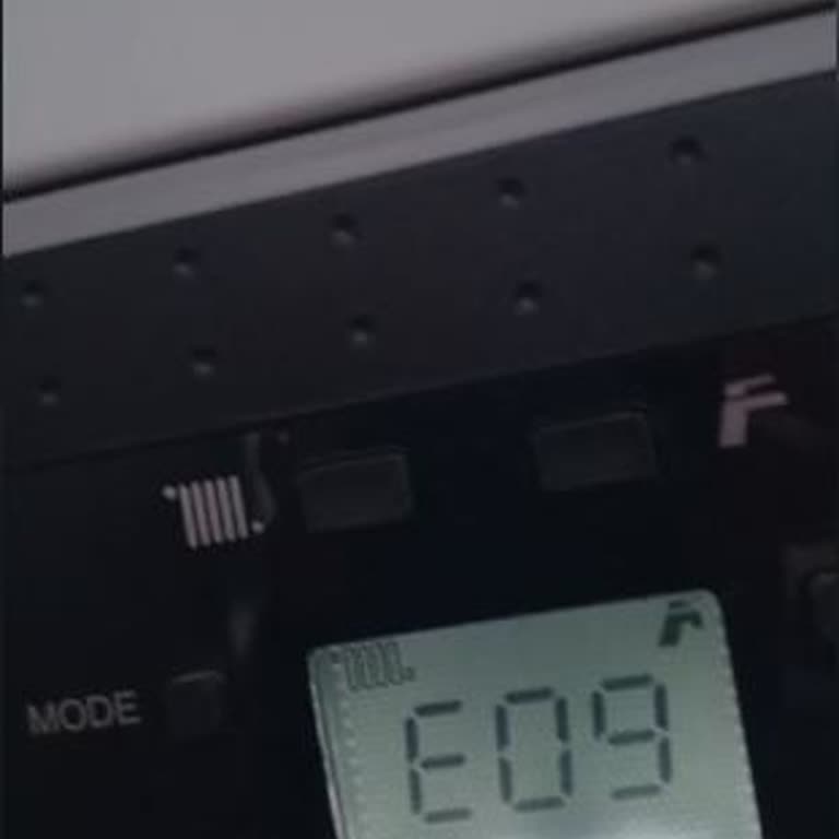 Engelli Birey İçin Soğukta Bekleyen Hizmet