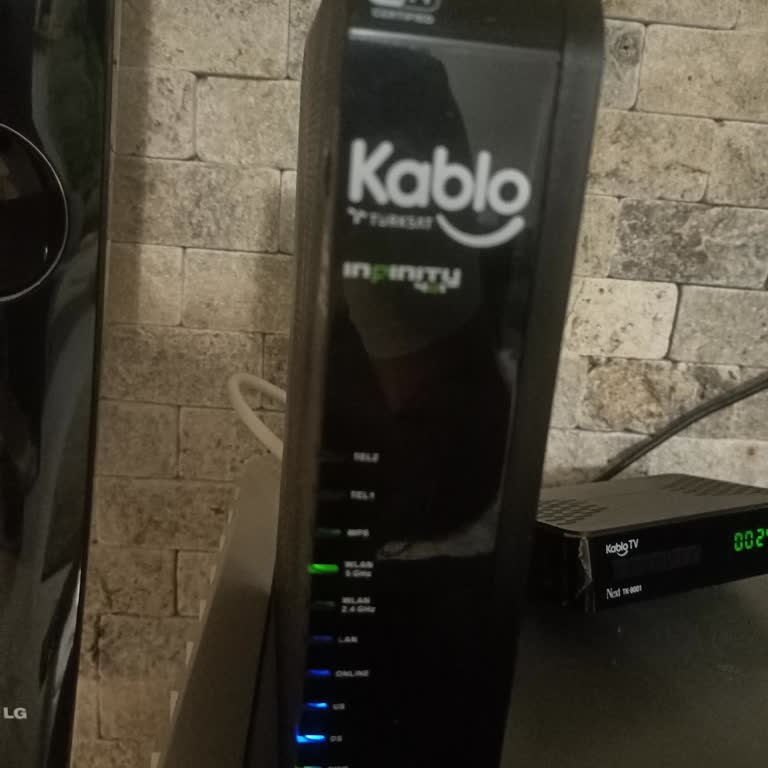 8 Gündür Süren İnternet Ve TV Kesintisi: Müşteri Hizmetlerinden Çözüm Yok