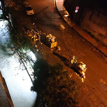 Kartal'da Çöpler Ve Çukurlar: Belediye Nerede?