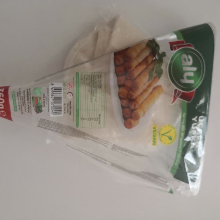 Kalem Börek İçin Uygun Olmayan Üçgen Yufka Deneyimi