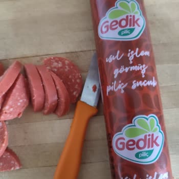 Gedik Piliç Sucukta Tuhaf Tat Deneyimi