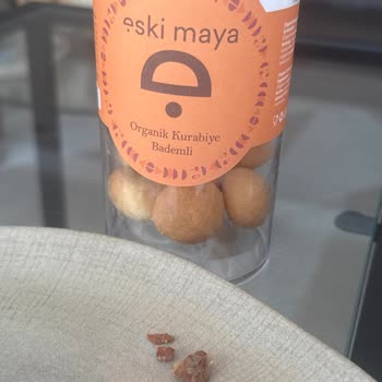 Eski Maya Organik Bademli Kurabiye İçindeki Ceviz Kabuğu Parçaları!