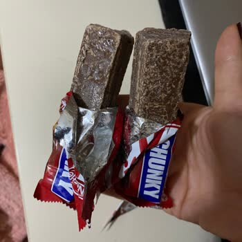 Taze Kitkat Çikolatalarda Küf Ve Kötü Koku Şoku