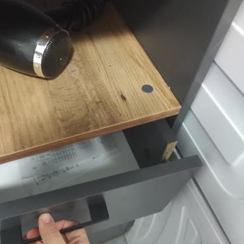 Hasarlı Banyo Dolabı Ve Montaj Sorunları