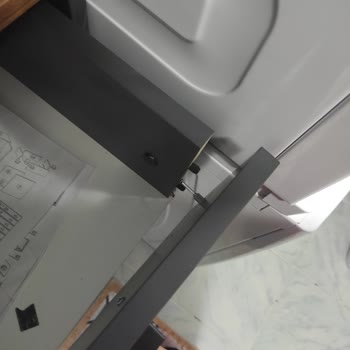 Hasarlı Banyo Dolabı Ve Montaj Sorunları