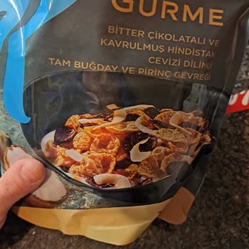 Gurme Çikolata Ürünü: Aldatıcı Paketleme Ve Yanıltıcı İçerik