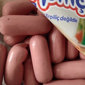 Erpiliç Son Kullanma Tarihi Geçmemiş Sosislerde Küf Sorunu