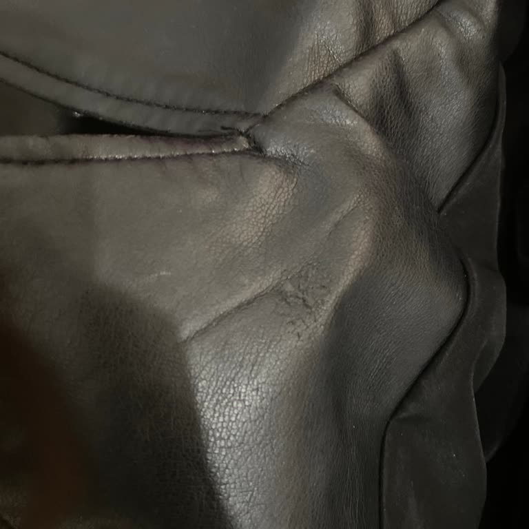 Zara'dan Aldığım Deri Ceket Soyuluyor