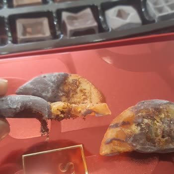 Kurtlanmış Çikolatalar Ve Güven Sarsan Deneyim