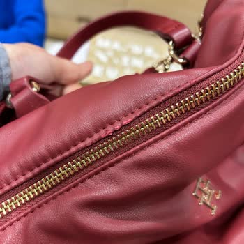 Dayanıksız Tommy Hilfiger Çanta Ve Olumsuz İnceleme Sonucu