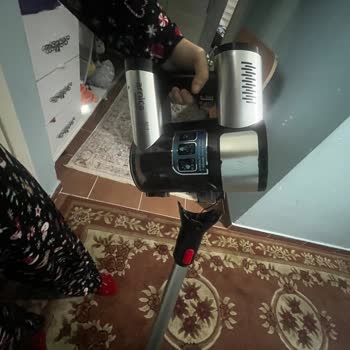 Arnica Süpürge Aldım Ama Ortadan İkiye Yarıldı!