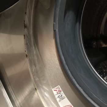 Siemens Çamaşır Makinesi: Paslanma Ve Ücretsiz Değişim Sorunu