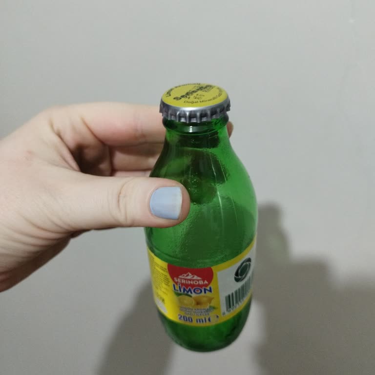 A101 Serinoba Boş Çıkan Şişe