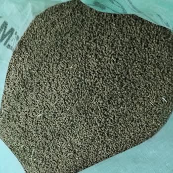 Özlem Yem'den Beklenmedik Kalitesizlik: Ayçiçek Kabukları Sorunu