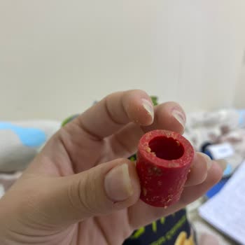 Cipsin İçinden Çıkan Plastik Şok Etti