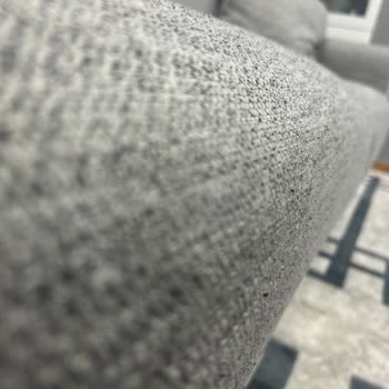 Divanev Koltuk Takımında Erken Tüylenme Sorunu