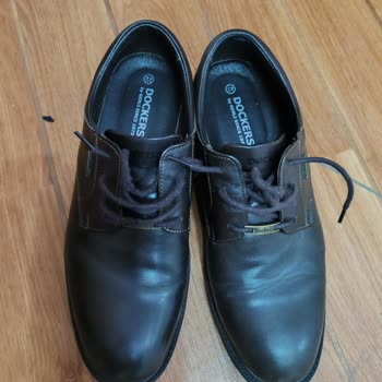 Dockers Ayakkabımın Tabanı Dağıldı