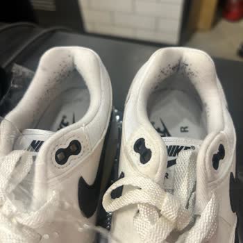 Nike Ayakkabıda Erken Aşınma Sorunu