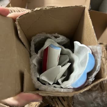 Kırık Vazo İadesinde Mağaza Ve Kargo Çilesi