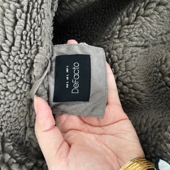 DeFacto Refused to Replace My Jacket Despite Its Manufacturing Defect