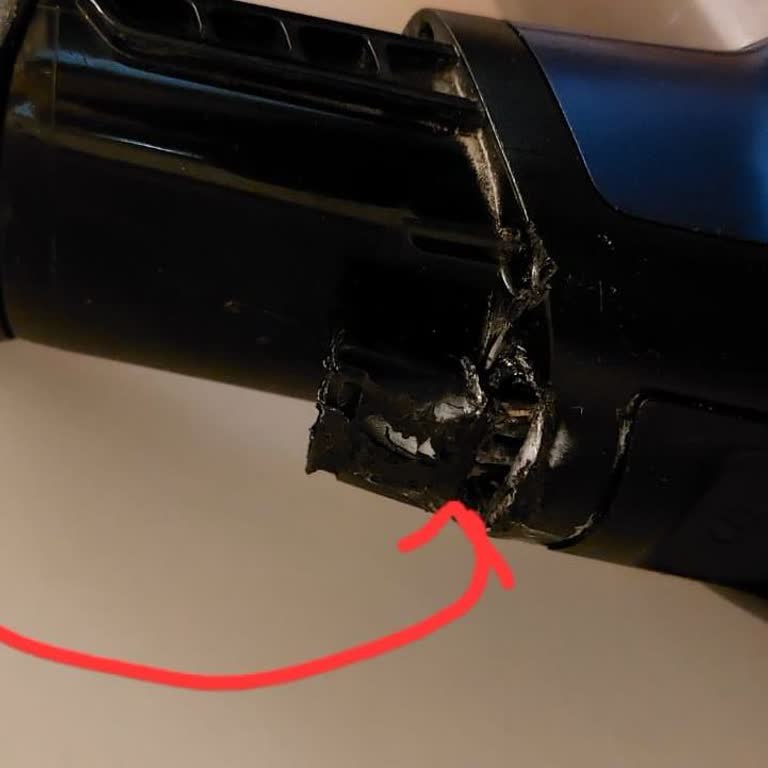 Philips Süpürge Parçaları Sürekli Kırılıyor Müşteri Mağduriyeti Artıyor