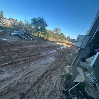 Aksu Belediyesi Altıntaş Mahallesi'nde Yol Sorunu