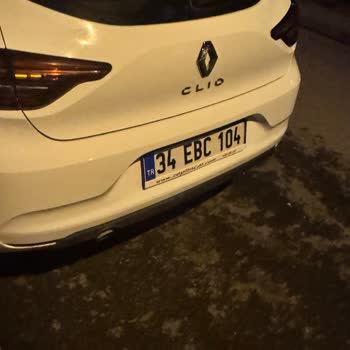 Mahallemizi İşgal Eden Araçlar