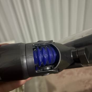 Dyson V15 Zemin Başlığında Çatlama Sorunu!