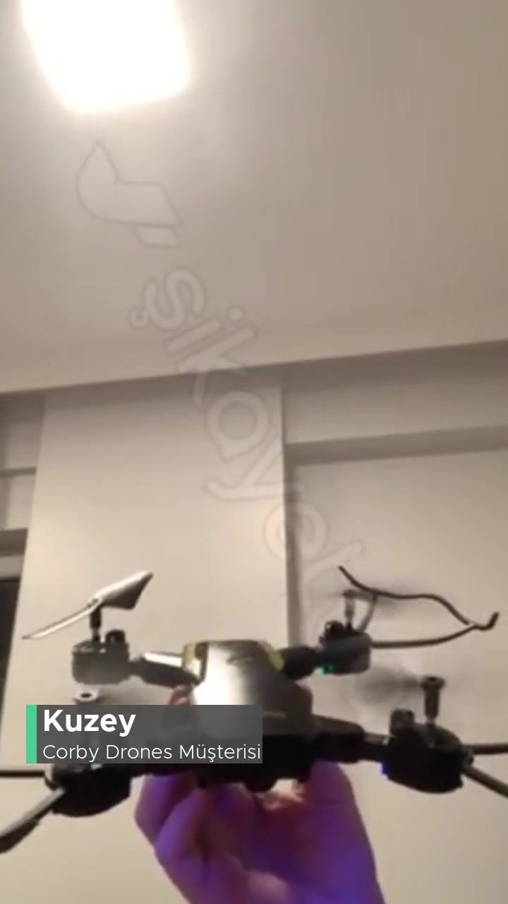 Corby Drones Bozuk Pervane videonun kapak resmi