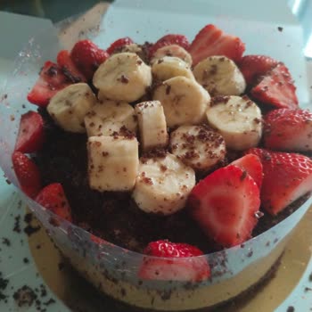 Yanlış Boyut Ve İlgisizlik: Cevizağacı Pastanesi Hayal Kırıklığı