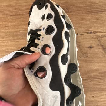 Gardrops Üzerinden Aldığım Ayakkabının Hayal Kırıklığı