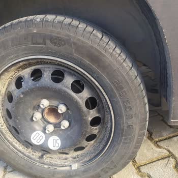 Yanlış Ölçüde Yedek Lastik Şoku