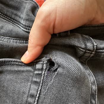 Colin's Pantolonların Dayanıklılık Sorunu Ve Yetersiz Müşteri Hizmeti