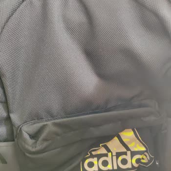 Adidas Mağazasında Yanlış Çanta Ve Çözüm Bulunamaması